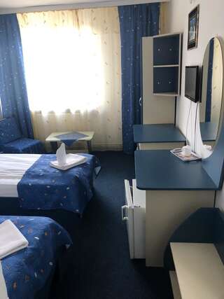 Отель Hotel Parc Александрия Двухместный номер с 2 отдельными кроватями-5